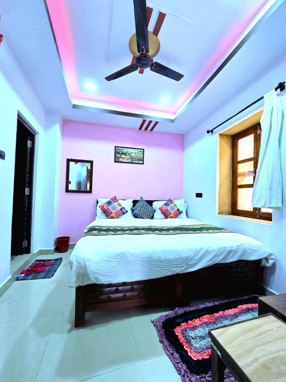 Hotel Neem Haveli Джайсалмер Экстерьер фото