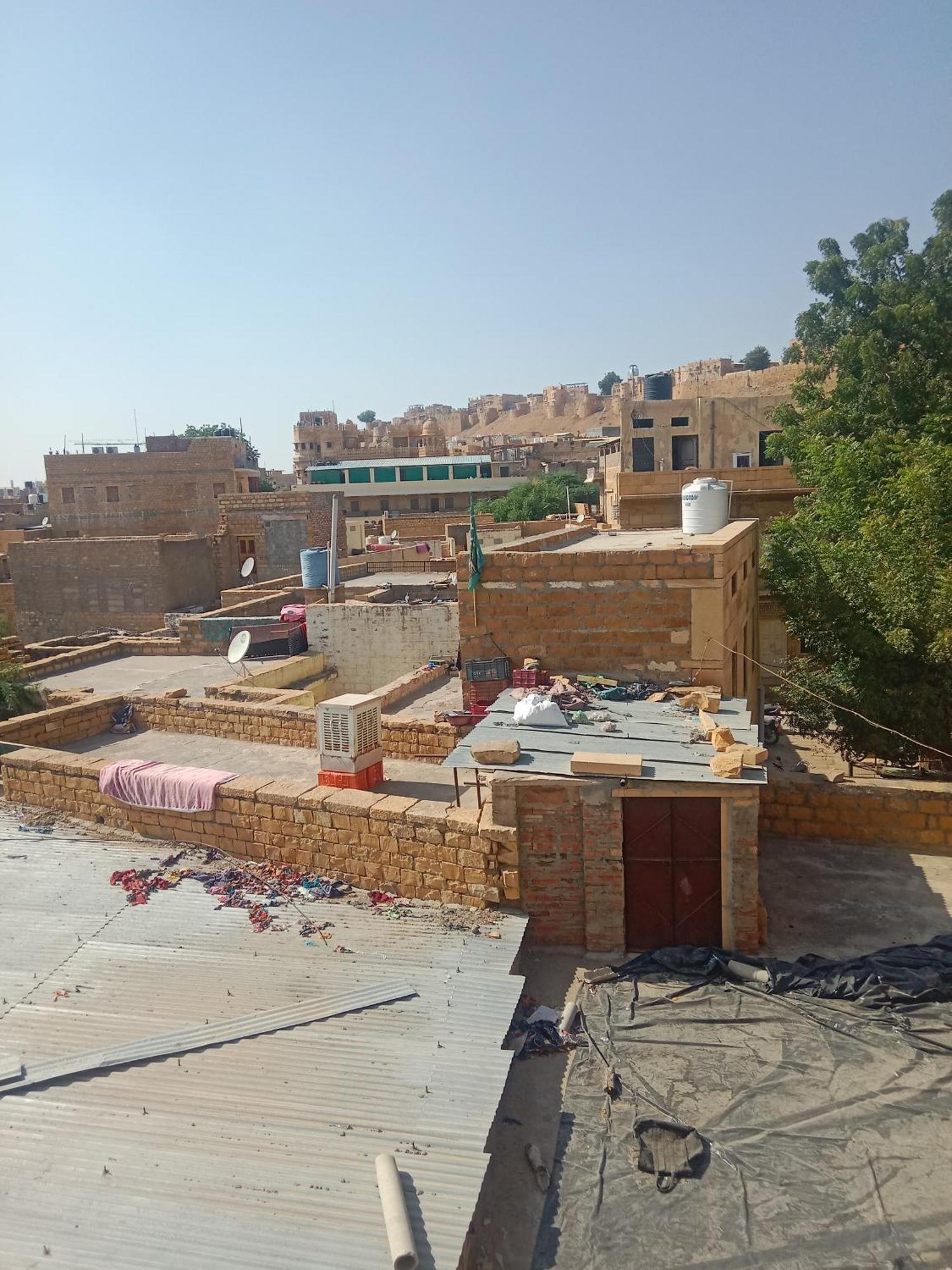 Hotel Neem Haveli Джайсалмер Экстерьер фото