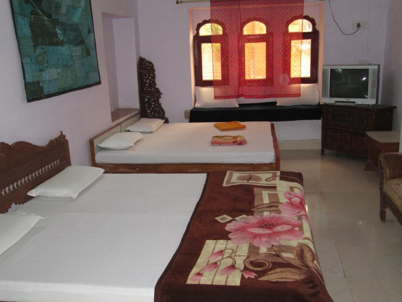 Hotel Neem Haveli Джайсалмер Экстерьер фото